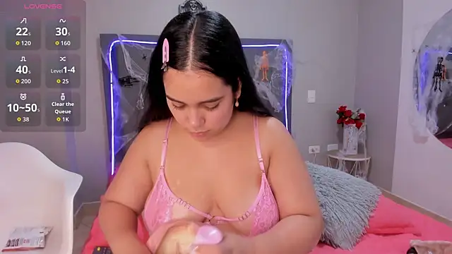 emma lye online show from 10-24-25, 08:49