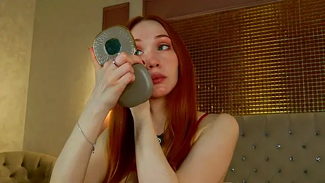 Snapshot of MayaSolar chatting on 06-29-26, 05:13 MayaSolar online show from 06-29-26, 05:13