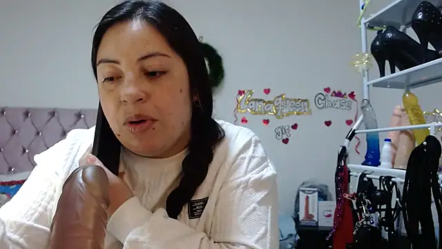 lanaqueen699 online show from 12-19-25, 12:23