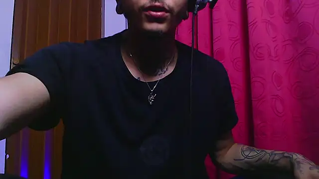 Snapshot of Ceder-Calistenes chatting on 03-15-26, 03:34 Ceder-Calistenes online show from 03-15-26, 03:34