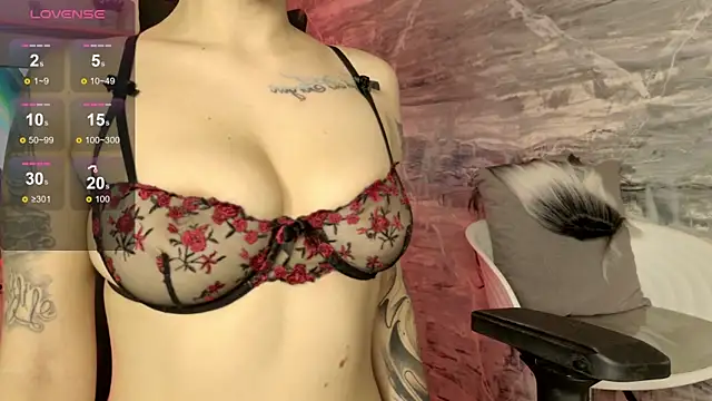 Melany Luv online show from 02-14-26, 10:06