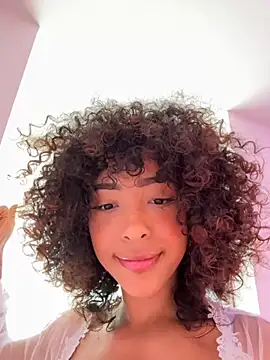 OSHUN  online show from 09-21-25, 03:02