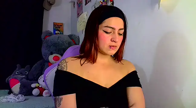 lucycherry   online show from 03-11-25, 02:54