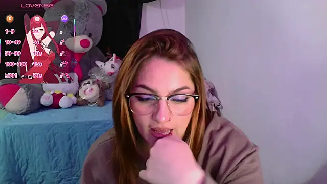 lucycherry   online show from 11-24-25, 11:59