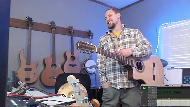 Snapshot of itsjameswebbscope chatting on 02-07-26, 10:46 itsjameswebbscope online show from 02-07-26, 10:46