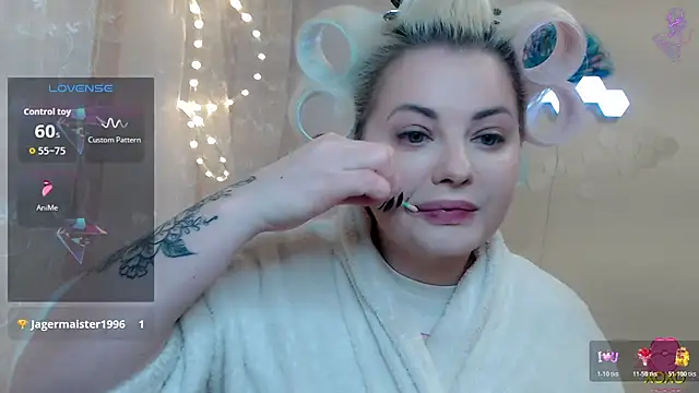 JewellKiss7 online show from 11-26-25, 10:16