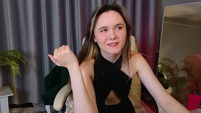 CiriRianonn online show from 12-19-25, 04:41