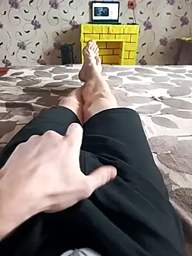 Snapshot of red_red00 chatting on 02-09-25, 10:09 red red00 online show from 02-09-25, 10:09