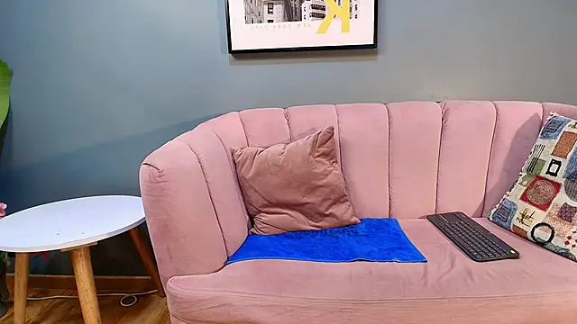 Snapshot of Mark_Evans1_ chatting on 12-14-24, 02:31 Mark Evans1  online show from 12-14-24, 02:31