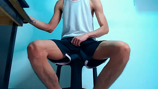 Snapshot of mastersmits chatting on 02-05-26, 01:21 mastersmits online show from 02-05-26, 01:21