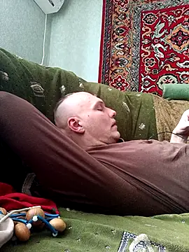 Pineapple04 online show from 02-15-26, 08:24