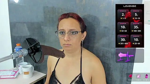 Issys milf online show from 03-10-26, 12:10