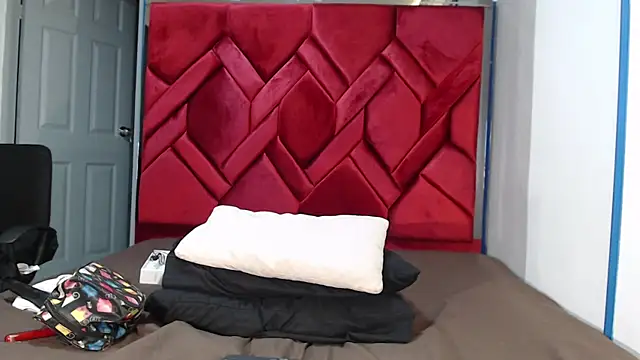 EvaMills1 online show from 03-09-25, 03:05