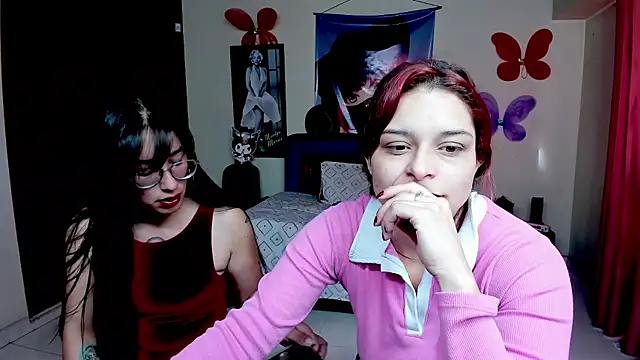 Snapshot of jeyloveebony chatting on 01-08-26, 01:35 jeyloveebony online show from 01-08-26, 01:35