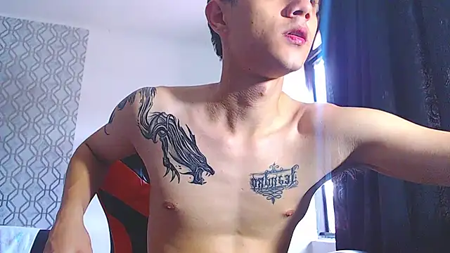 Snapshot of ADAM_HOT chatting on 05-20-26, 10:05 ADAM HOT online show from 05-20-26, 10:05