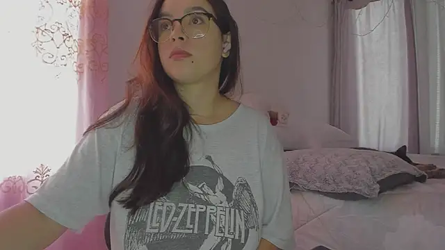 HARLEYNAPIER online show from 02-04-26, 05:19