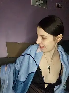 Snapshot of chachalette444 chatting on 03-15-25, 08:32 chachalette444 online show from 03-15-25, 08:32