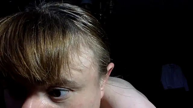 Snapshot of KlavdiaPetrivna chatting on 06-11-26, 02:11 KlavdiaPetrivna online show from 06-11-26, 02:11