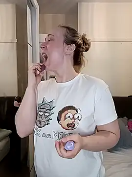 Snapshot of Teagan_B chatting on 02-02-25, 01:52 Teagan B online show from 02-02-25, 01:52