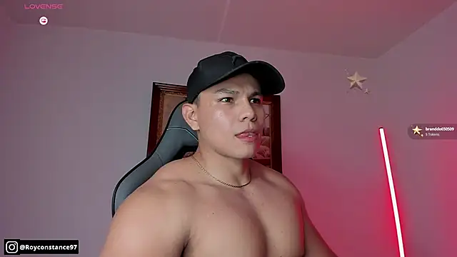 RoyConstance online show from 11-08-25, 04:12