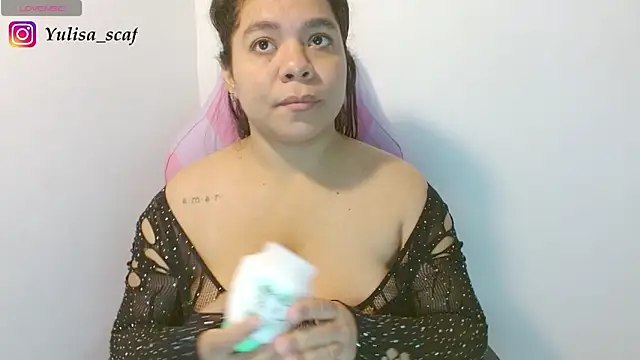 yulissa18 online show from 05-12-26, 01:36