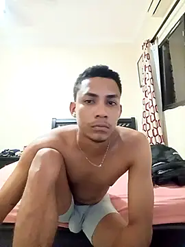 Snapshot of HomeTrypsin chatting on 02-26-26, 06:12 HomeTrypsin online show from 02-26-26, 06:12