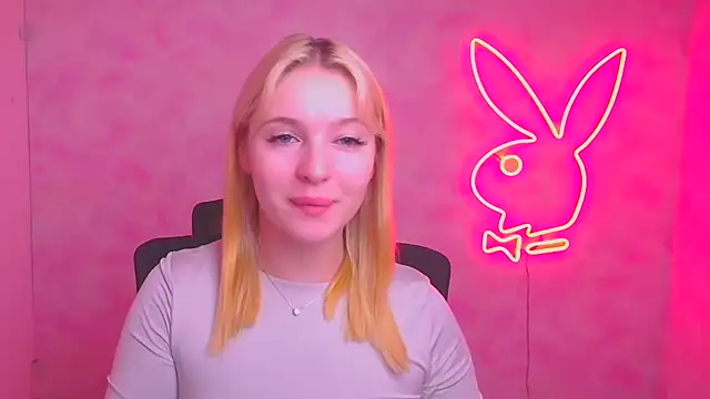 Milka kiss  online show from 10-30-25, 12:39