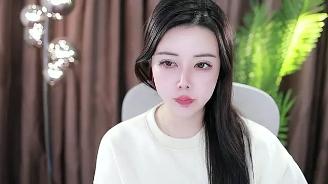 Qiaoqiao  online show from 01-21-25, 08:21