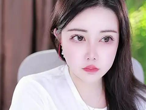 Qiaoqiao  online show from 01-30-25, 07:37