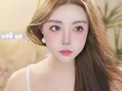 Snapshot of Qiaoqiao_ chatting on 06-19-26, 03:49 Qiaoqiao online show from 06-19-26, 03:49