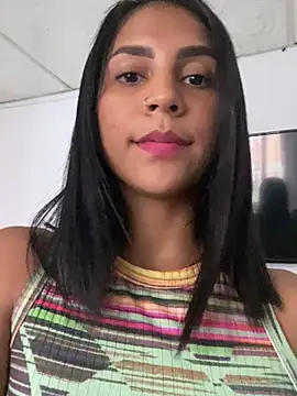 Snapshot of sharonmiller_2_ chatting on 02-25-25, 07:25 sharonmiller 2 online show from 02-25-25, 07:25