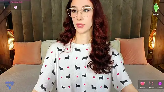 Snapshot of Evelyn_Rush chatting on 10-01-25, 03:29 Evelyn Rush online show from 10-01-25, 03:29