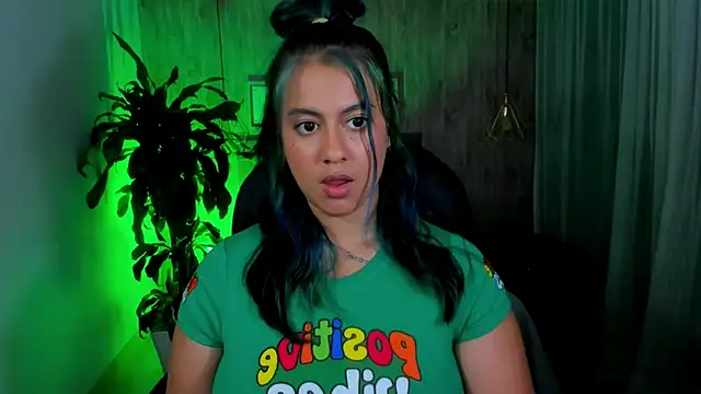 Xisu  online show from 01-20-25, 06:21