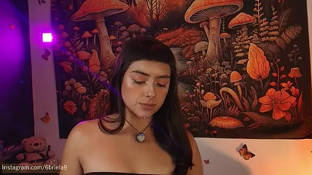 Snapshot of 6Briela9_ chatting on 02-19-26, 08:16 6Briela9 online show from 02-19-26, 08:16