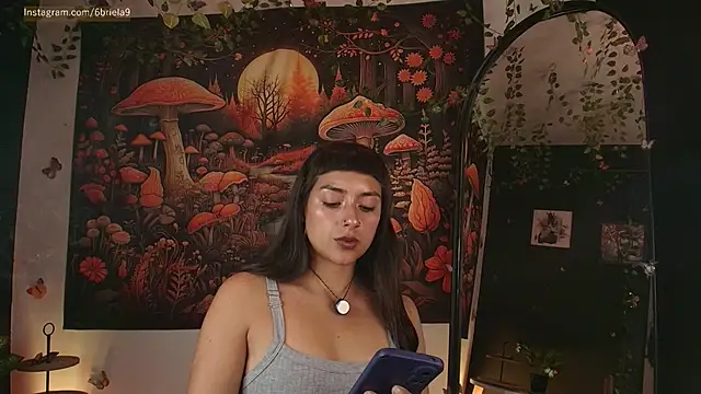 6Briela9  online show from 05-09-26, 04:17