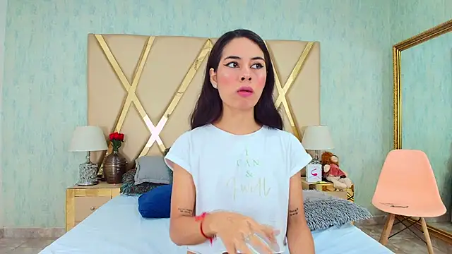 NicoleEsposito online show from 02-13-25, 02:56