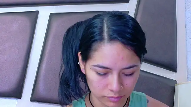 Snapshot of NicoleEsposito chatting on 05-30-26, 01:30 NicoleEsposito online show from 05-30-26, 01:30