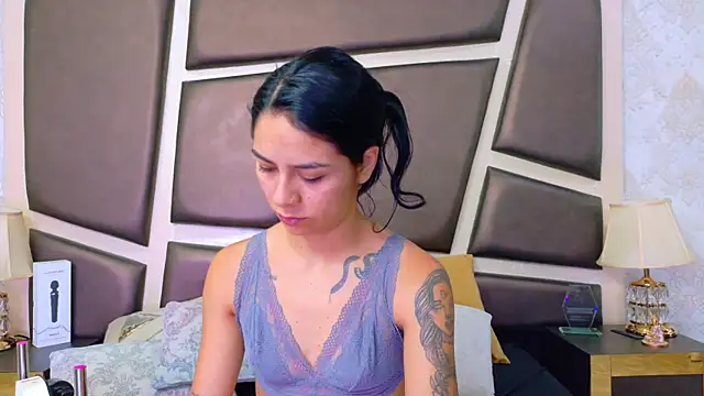 Snapshot of NicoleEsposito chatting on 07-15-26, 12:54 NicoleEsposito online show from 07-15-26, 12:54