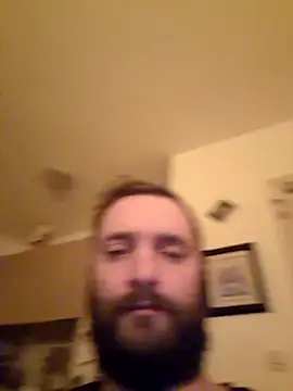 Snapshot of Zlyzloba21 chatting on 12-04-25, 02:10 Zlyzloba21 online show from 12-04-25, 02:10