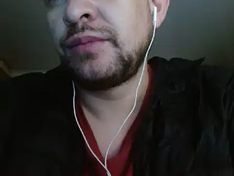 Snapshot of camiloking1720 chatting on 12-05-24, 08:55 camiloking1720 online show from 12-05-24, 08:55