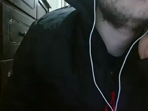 Snapshot of camiloking1720 chatting on 12-22-24, 02:39 camiloking1720 online show from 12-22-24, 02:39