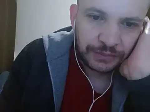 Snapshot of camiloking1720 chatting on 02-09-25, 03:00 camiloking1720 online show from 02-09-25, 03:00