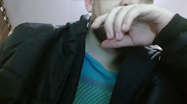 Snapshot of camiloking1720 chatting on 03-13-25, 02:27 camiloking1720 online show from 03-13-25, 02:27