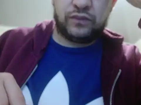 Snapshot of camiloking1720 chatting on 10-01-25, 06:52 camiloking1720 online show from 10-01-25, 06:52