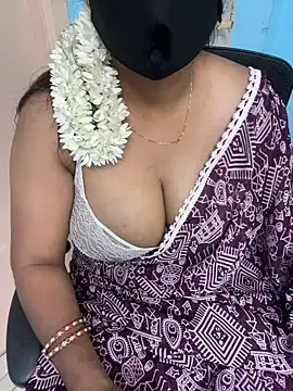 Snapshot of sajeetha chatting on 06-17-26, 02:36 sajeetha online show from 06-17-26, 02:36