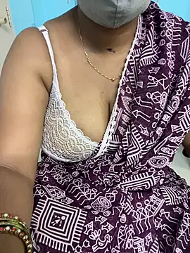 Snapshot of sajeetha chatting on 07-15-26, 02:50 sajeetha online show from 07-15-26, 02:50