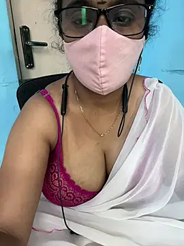 Snapshot of sajeetha chatting on 07-19-26, 06:06 sajeetha online show from 07-19-26, 06:06