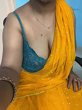 Snapshot of sajeetha chatting on 07-22-26, 02:58 sajeetha online show from 07-22-26, 02:58