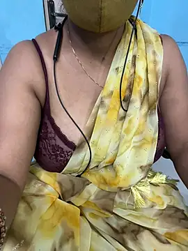 Snapshot of sajeetha chatting on 07-24-26, 02:26 sajeetha online show from 07-24-26, 02:26