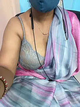 Snapshot of sajeetha chatting on 08-01-26, 03:22 sajeetha online show from 08-01-26, 03:22